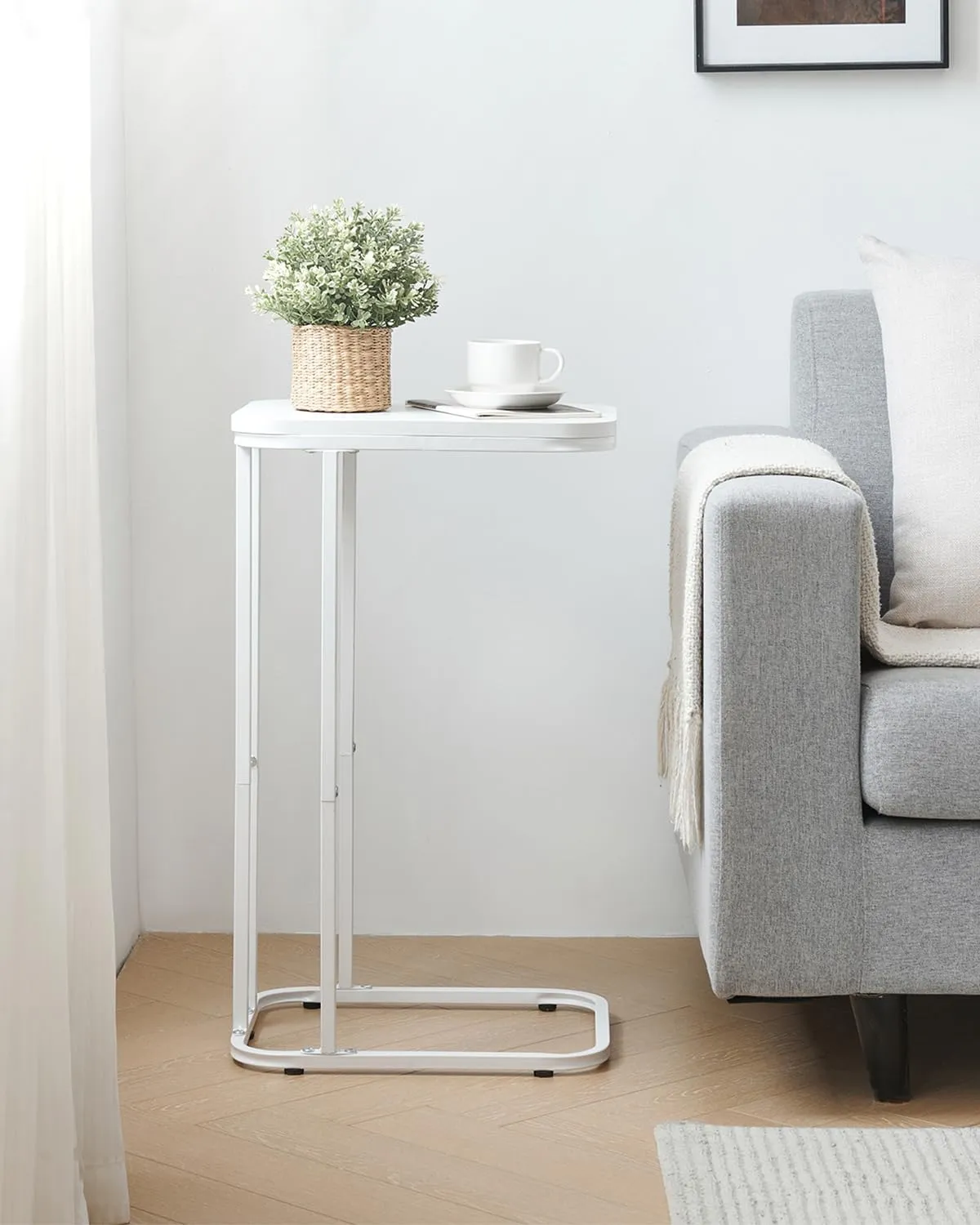 C Shaped End Table, 27 Inches High Small Side Table for Sofa and Bed, Couch Table That Slides Under, Tall Tv Tray Table for Living Room, Bedroom, Metal Frame, Snow White