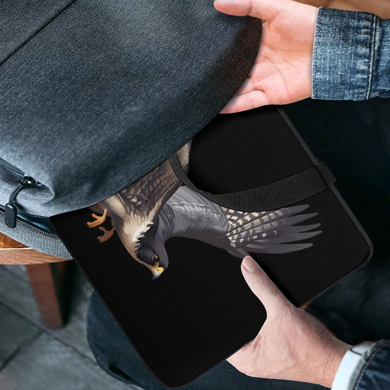 Peregrine Falcon Flying Laptop Sleeve Bag Printed Protective Laptop Case Briefcase Handbag for 10/12/13/15/17 Inch